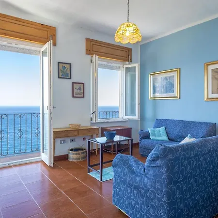 Casa Bastione Con Splendida Vista Apartment *